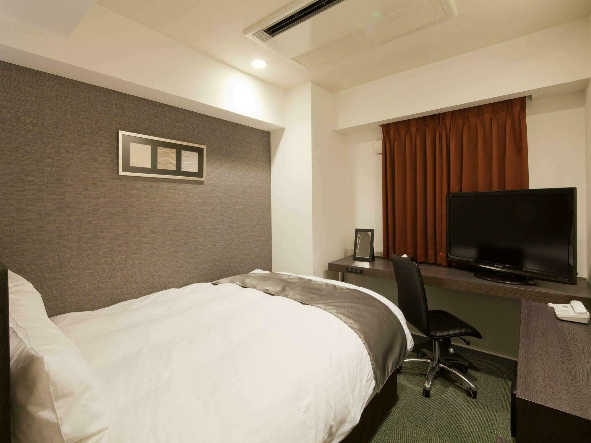 Smile Hotel Nagoya Sakae Екстериор снимка